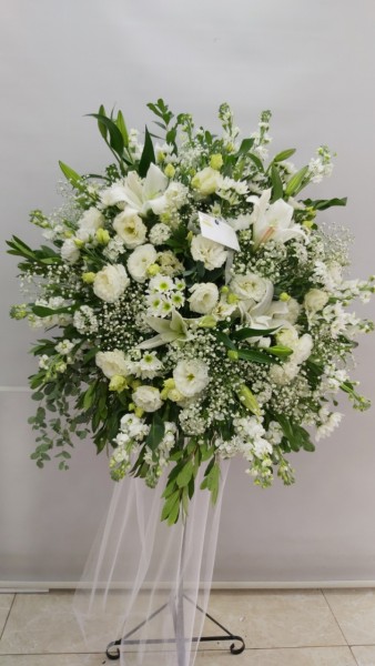 Beyaz Ferforje Çiçekleri